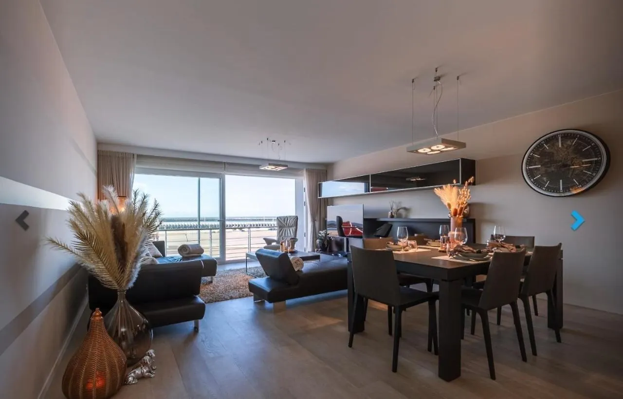 Apartment Maritime View At Commodore Ostend